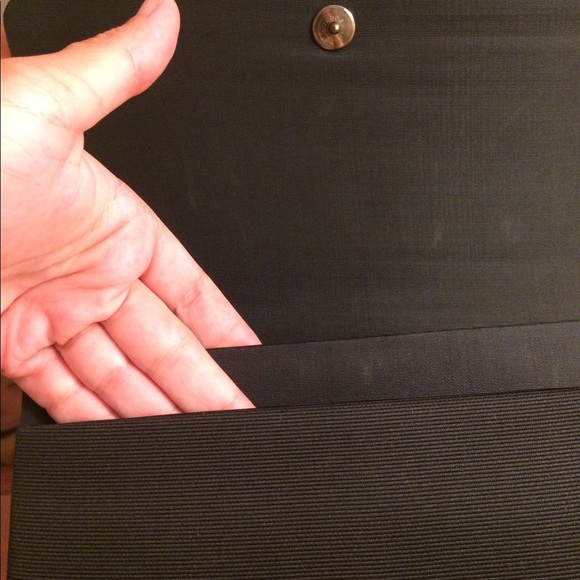 Black cloth clutch - Picture 5 of 7